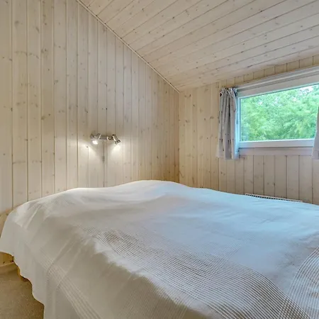 Сasa de vacaciones Aviaja - 12km From The Sea By Interhome *