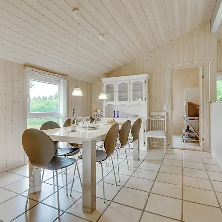 Aviaja - 12km From The Sea By Interhome