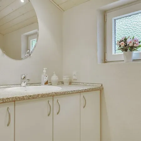 Сasa de vacaciones Aviaja - 12km From The Sea By Interhome